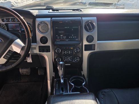 Used 2014 Ford F150 Platinum image 5
