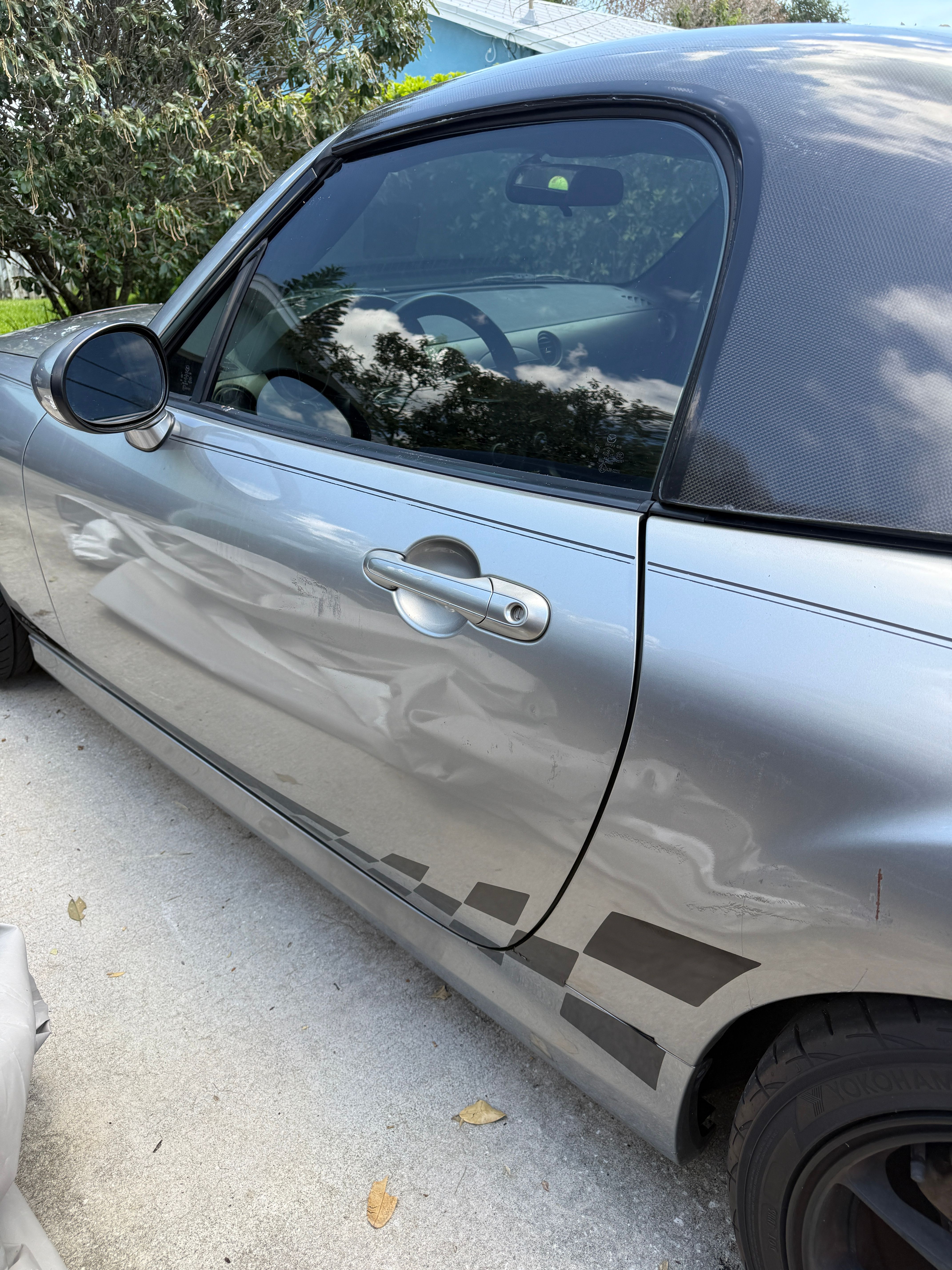 Used 2010 MAZDA MX-5 Miata Sport RWD image 2