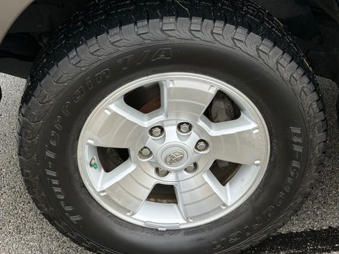 Used 2015 Toyota Tacoma TRD Pro image 14