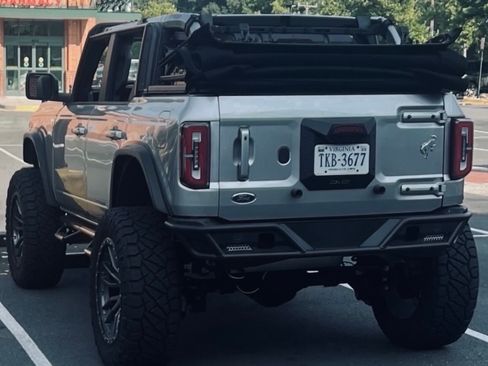 Used 2023 Ford Bronco Outer Banks image 1