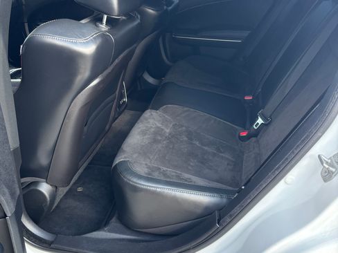 Used 2016 Dodge Charger R/T image 8