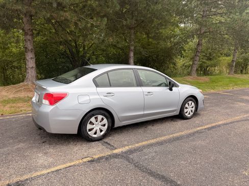 Used 2016 Subaru Impreza 2.0i AWD/4WD image 10