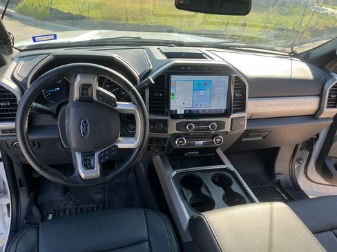 Used 2022 Ford F250 Lariat w/ Lariat Ultimate Package image 17