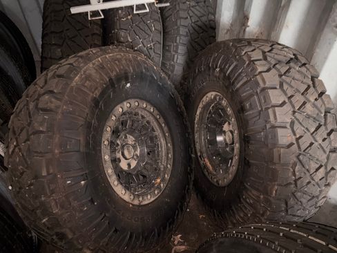 Used 2022 Ford Bronco Badlands image 14