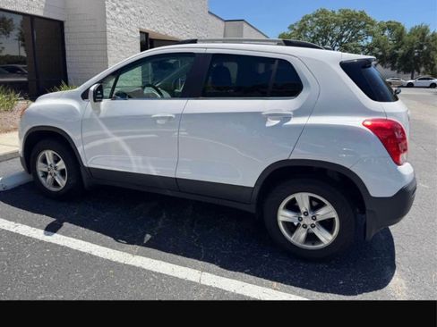 Used 2015 Chevrolet Trax LT w/ LPO, Protection Package AWD/4WD image 2