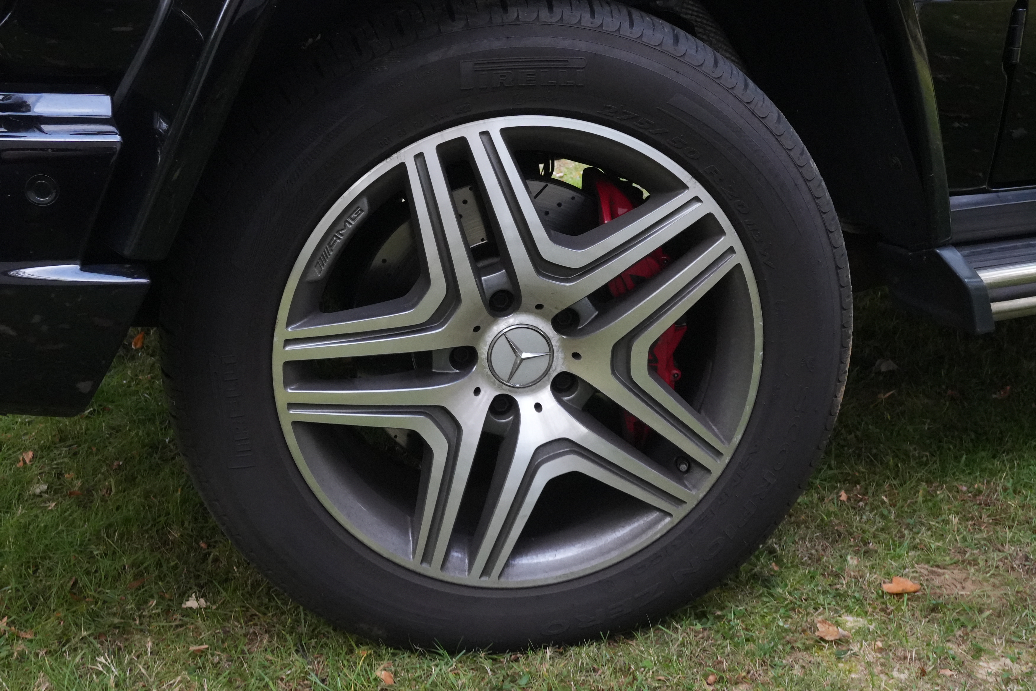 Used 2015 Mercedes-Benz G 63 AMG 4MATIC image 5