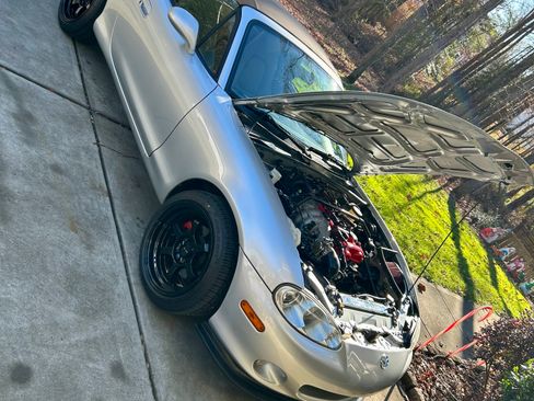 Used 2001 MAZDA MX-5 Miata LS RWD image 15
