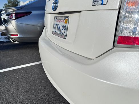 Used 2013 Toyota Prius Three image 6