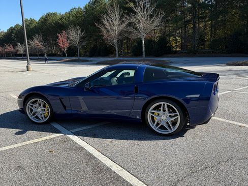 Used 2006 Chevrolet Corvette Coupe w/ Preferred Equipment Group image 4