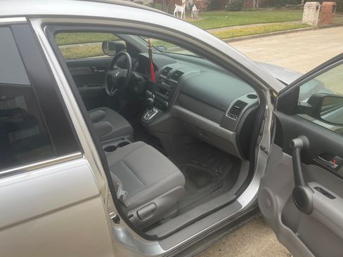 Used 2010 Honda CR-V LX image 12