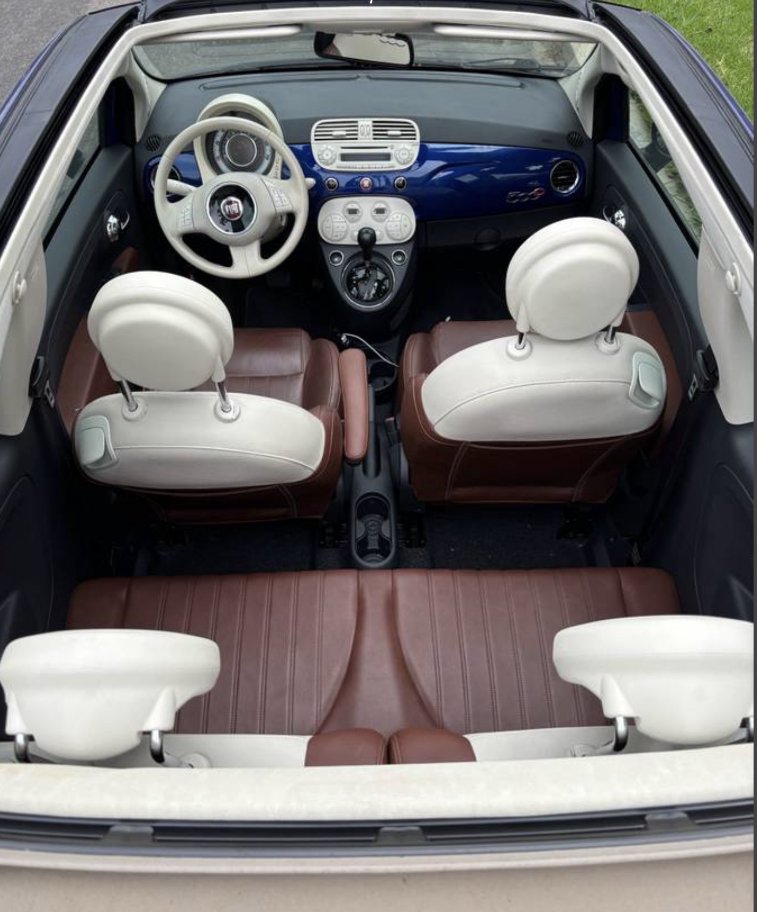 Used 2012 FIAT 500 Lounge w/ Luxury Leather Pkg FWD image 12