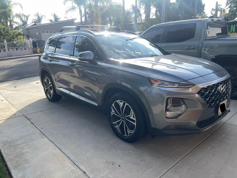 Used 2019 Hyundai Santa Fe SEL w/ Cargo Package image 8