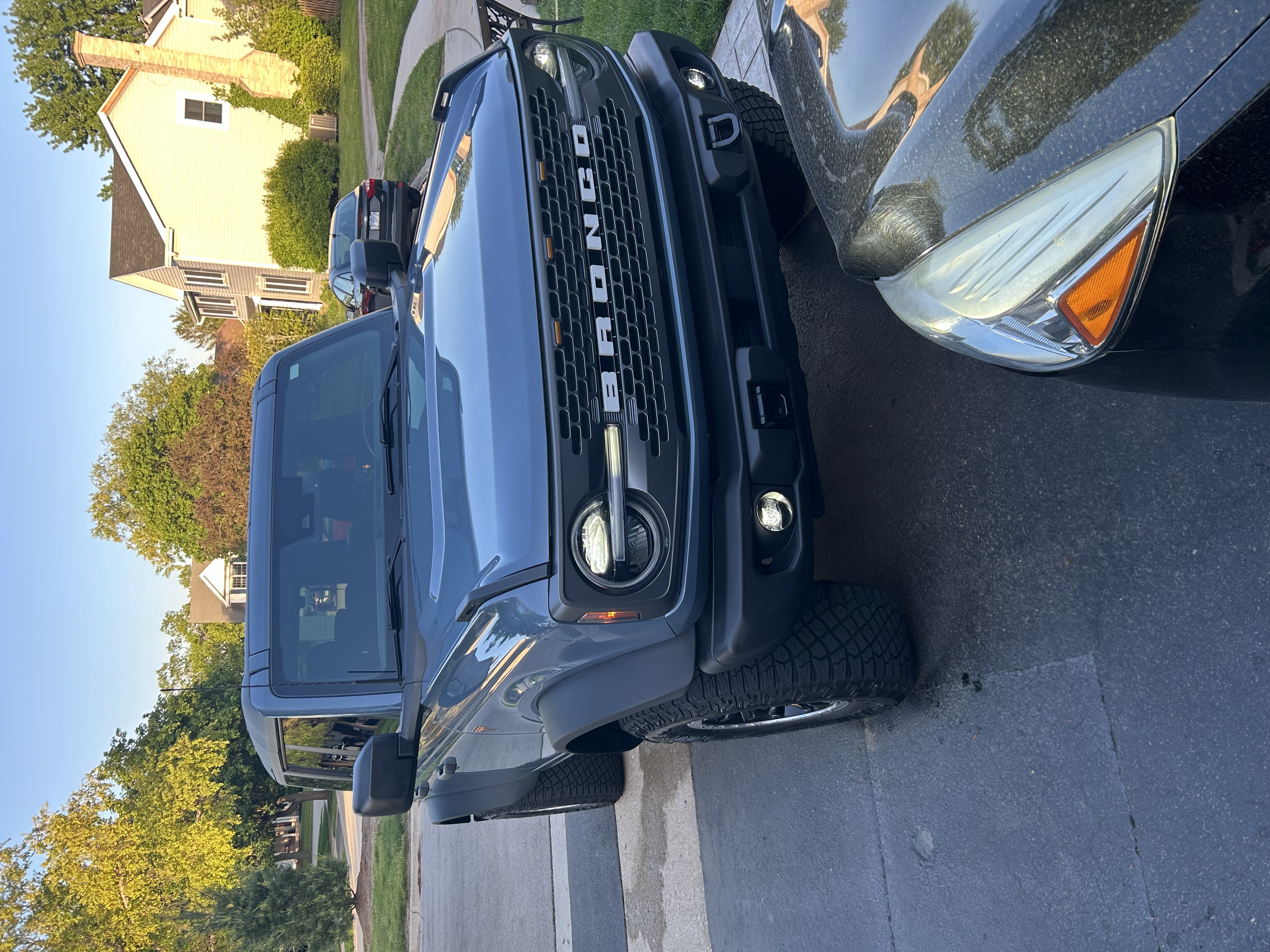 Used 2023 Ford Bronco Badlands w/ Sasquatch Package AWD/4WD image 8