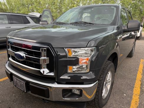 Used 2017 Ford F150 XLT AWD/4WD image 2