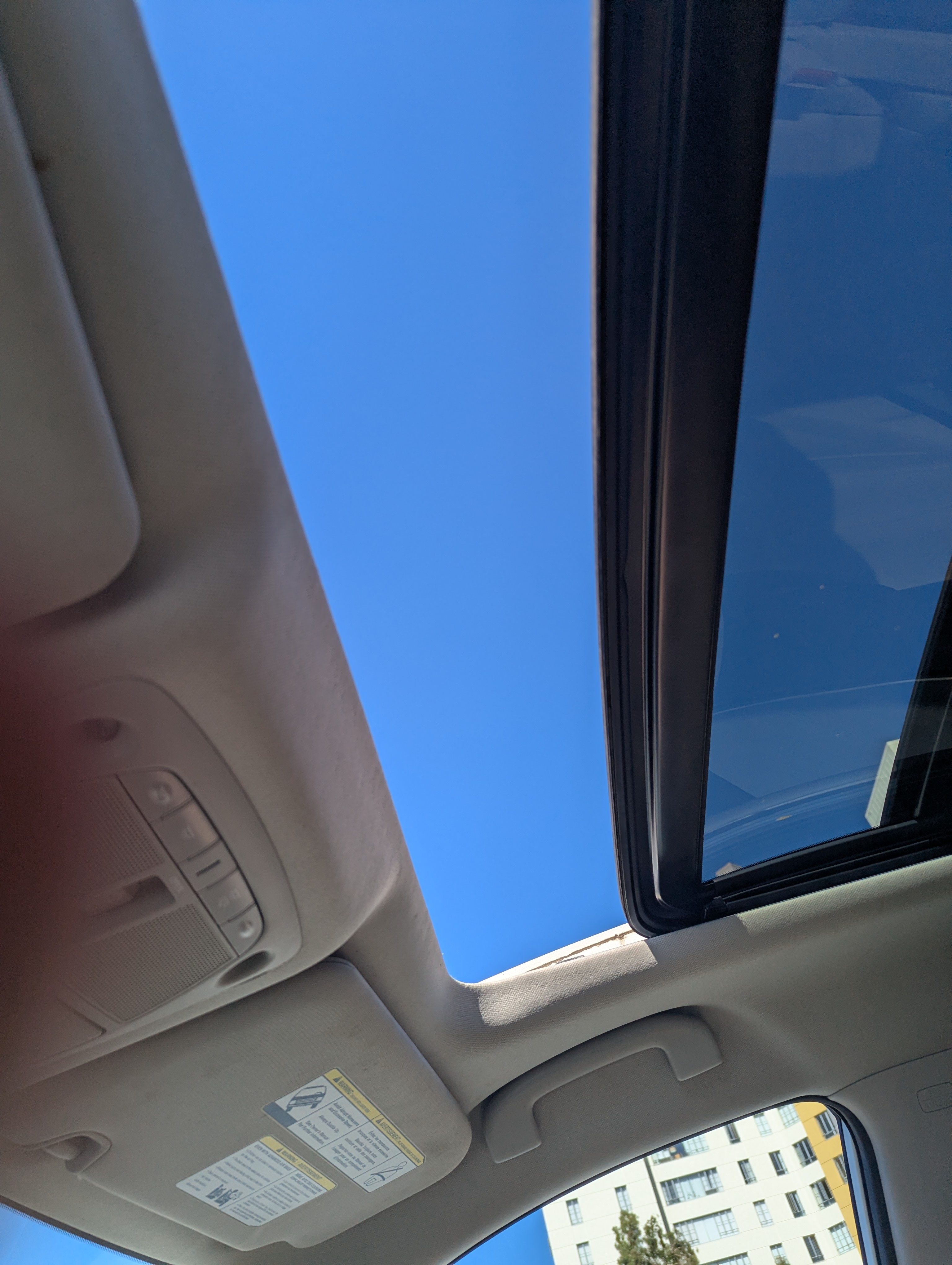 Used 2014 Nissan Rogue SL w/ SL Premium Package FWD image 9