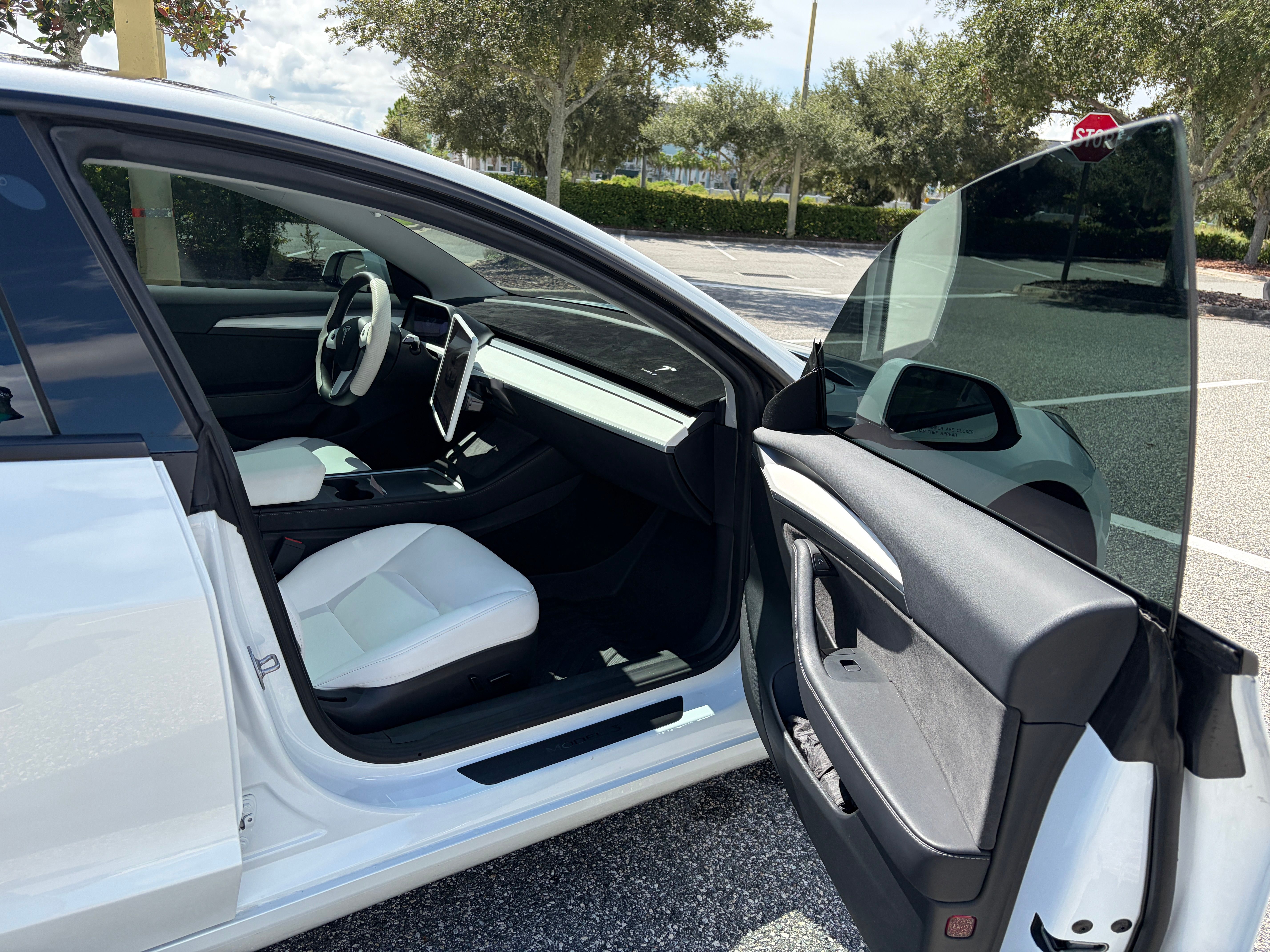 Used 2023 Tesla Model 3 Standard Range RWD image 14
