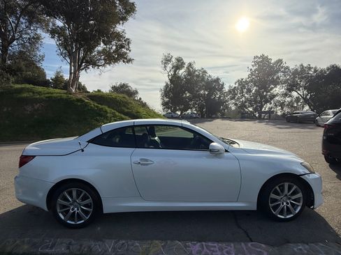 Used 2010 Lexus IS 250C image 5