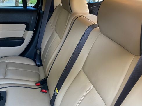 Used 2007 HUMMER H3 Luxury image 9