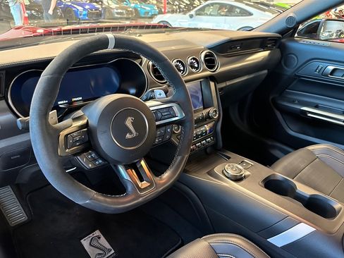 Used 2021 Ford Mustang Shelby GT500 w/ Technology Package image 22