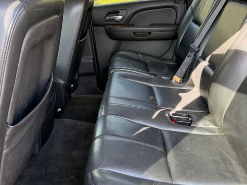 Used 2013 GMC Yukon XL SLT AWD/4WD image 14