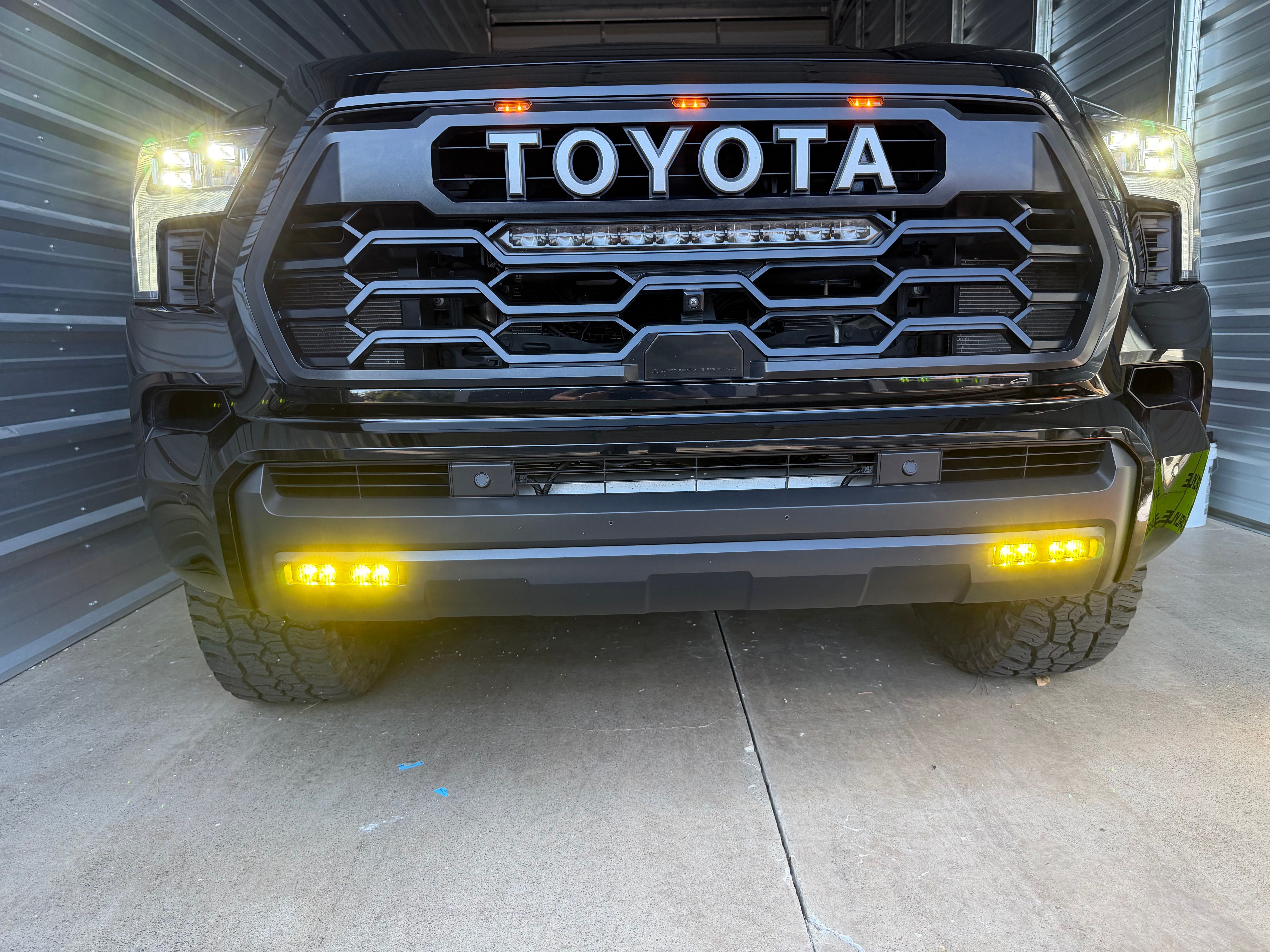 Used 2023 Toyota Sequoia TRD Pro AWD/4WD image 5