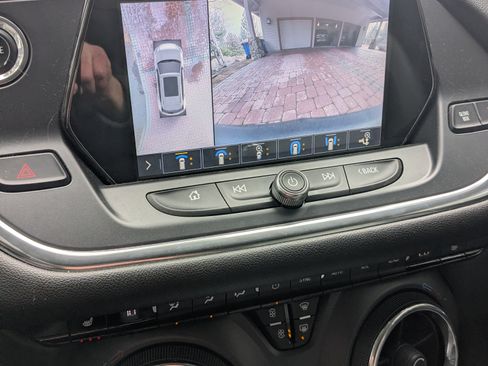 Used 2019 Chevrolet Blazer LT w/ Sun and Wheels Package image 22