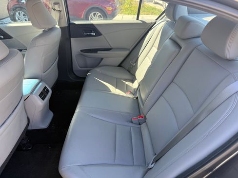 Used 2016 Honda Accord EX-L image 9