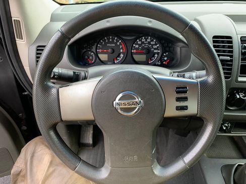 Used 2008 Nissan Frontier SE w/ SE Value Truck Pkg image 17