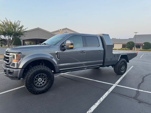 Used 2022 Ford F350 Platinum AWD/4WD image 1
