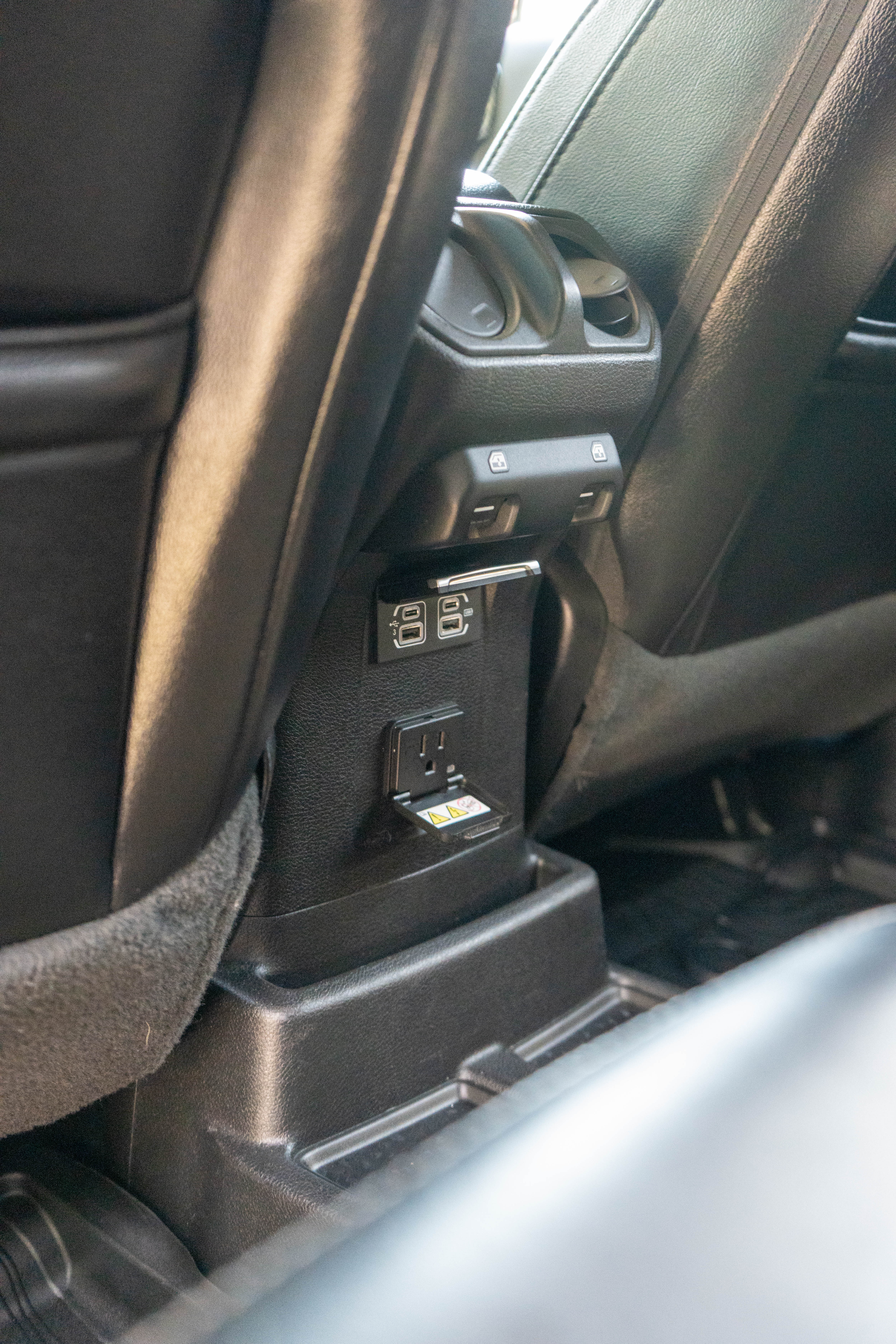 Used 2020 Jeep Wrangler Unlimited Sahara AWD/4WD image 19