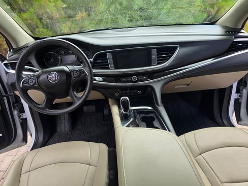 Used 2021 Buick Enclave Essence w/ Sport Touring Edition FWD image 14