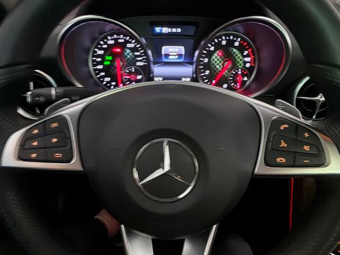 Used 2020 Mercedes-Benz SLC 300 image 5