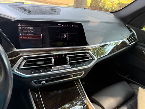 Used 2019 BMW X5 xDrive40i w/ Premium Package 2 AWD/4WD image 8