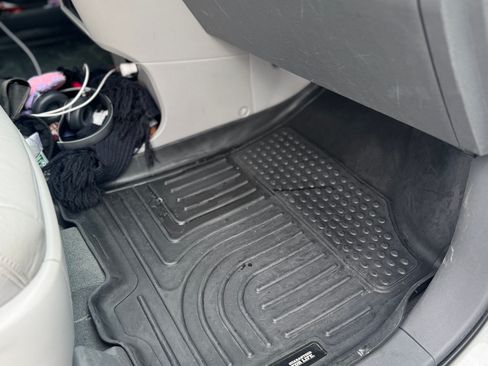 Used 2020 Toyota Sienna XLE Premium image 13