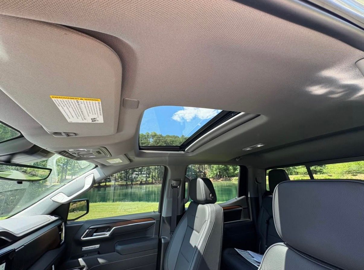 Used 2025 GMC Sierra 1500 Denali AWD/4WD image 19
