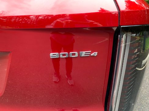 Used 2026 Cadillac Vistiq Luxury image 18