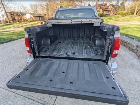 Used 2007 Ford Explorer Sport Trac Limited image 8