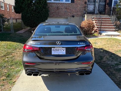Used 2021 Mercedes-Benz E 63 AMG S image 5