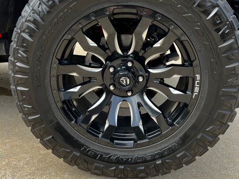 Used 2020 Jeep Wrangler Unlimited Rubicon w/ Dual Top Group image 12