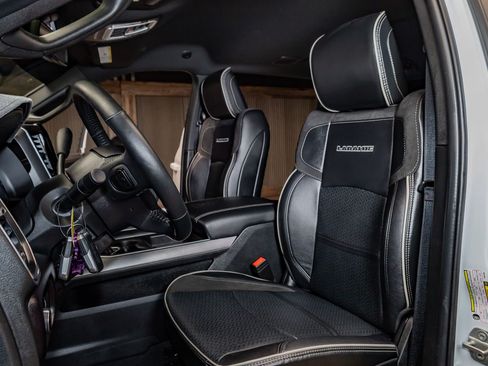 Used 2023 RAM 3500 Laramie w/ Night Edition image 13