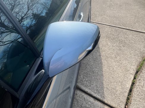 Used 2015 Chevrolet Volt w/ Enhanced Safety Package 1 image 10