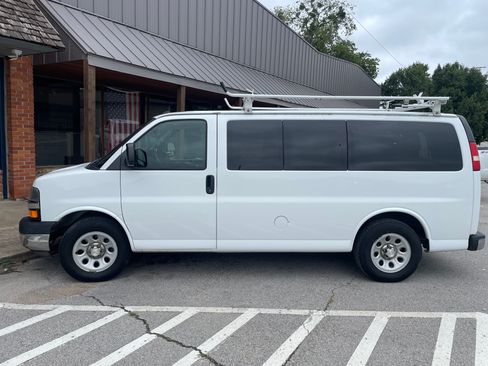 Used 2014 Chevrolet Express 1500 LT w/ LT Preferred Equipment Group RWD image 1