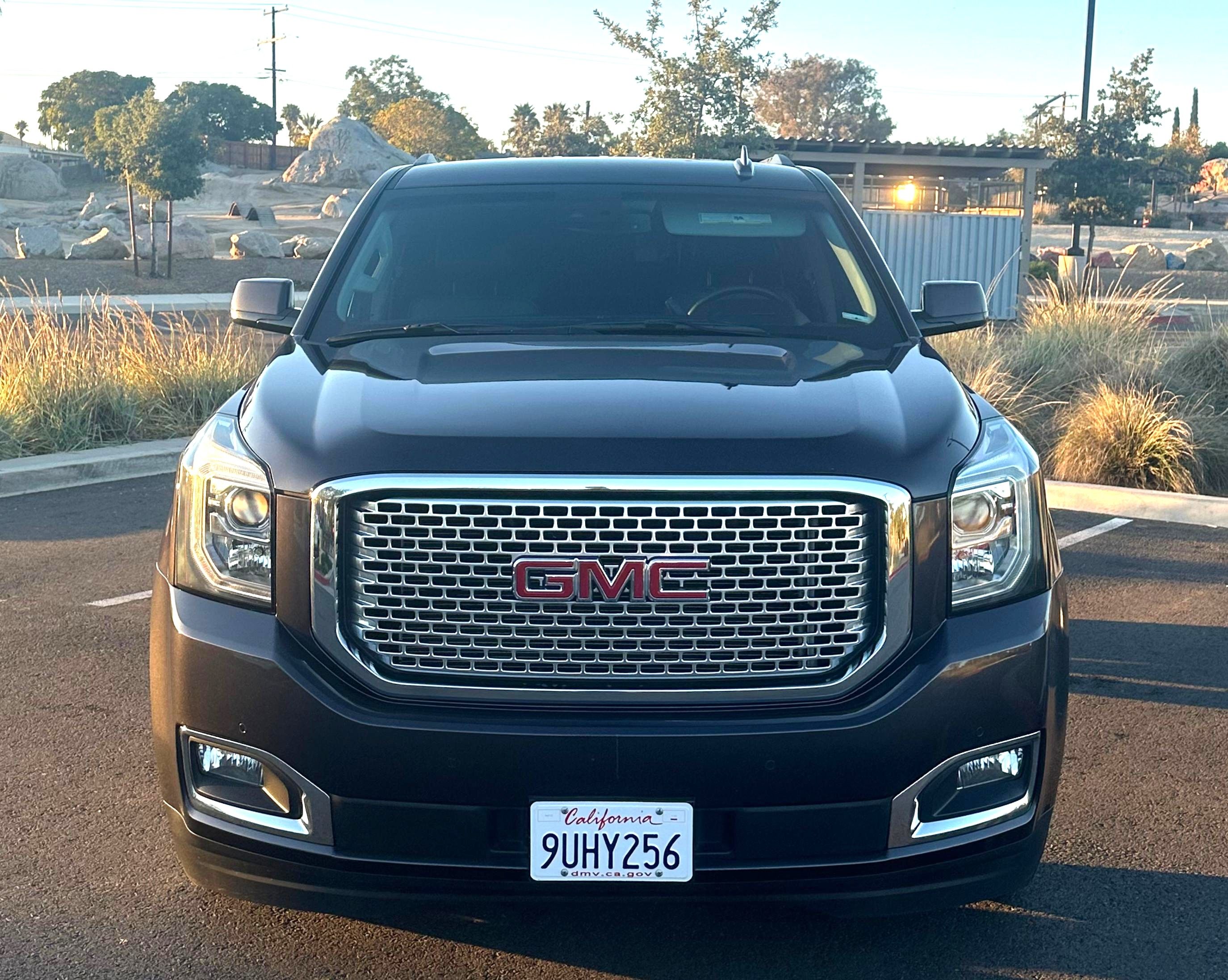 Used 2015 GMC Yukon SLE w/ Convenience Package RWD image 16