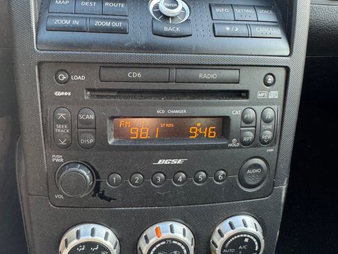 Used 2008 Nissan 350Z Grand Touring RWD image 11