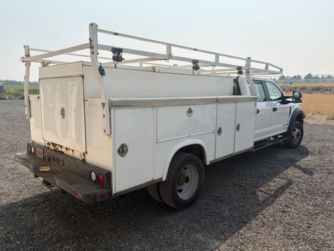 Used 2018 Ford F550 4x4 Crew Cab Super Duty image 5