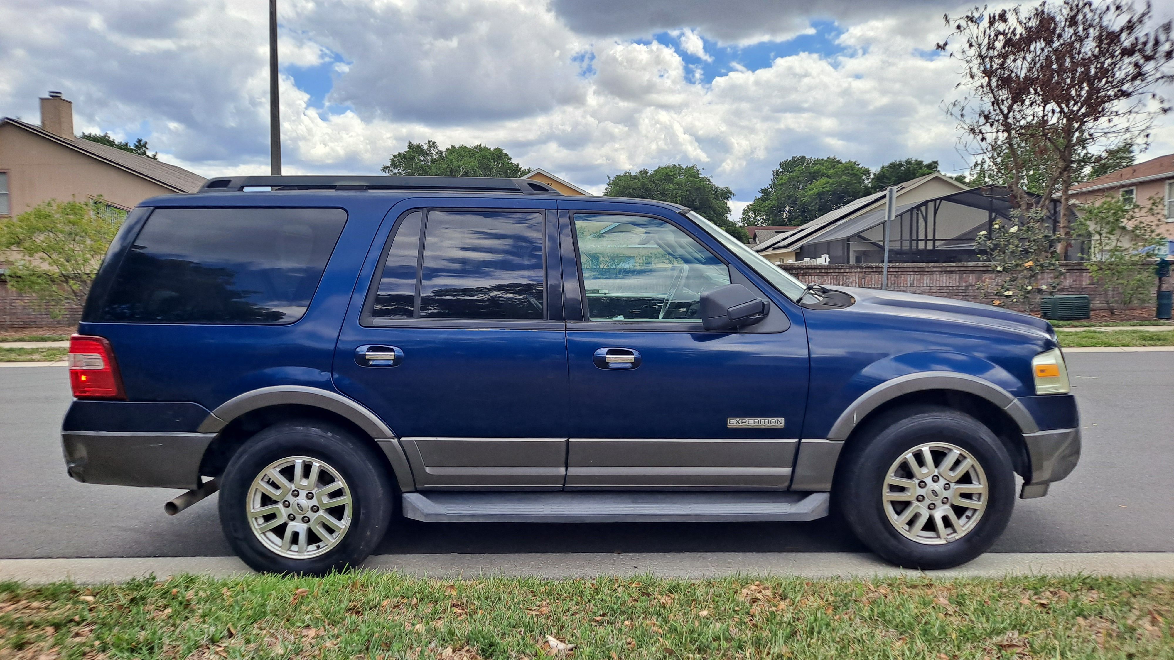 Used 2007 Ford Expedition XLT RWD image 5