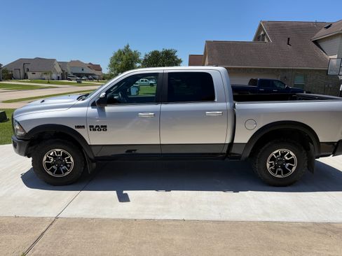 Used 2017 RAM 1500 Rebel w/ Luxury Group AWD/4WD image 11
