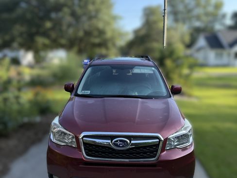 Used 2016 Subaru Forester 2.5i Limited AWD/4WD image 8