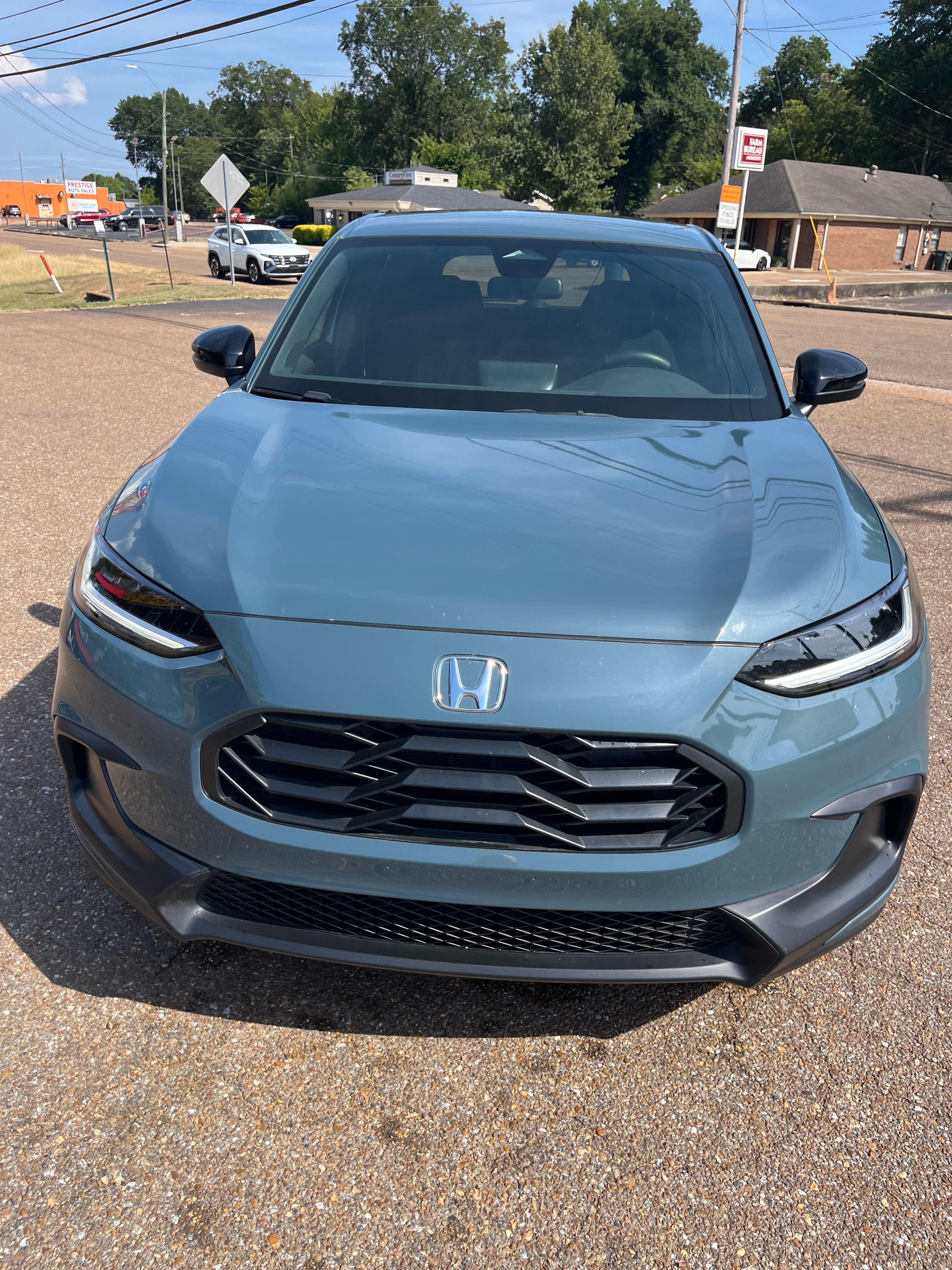 Used 2025 Honda HR-V Sport image 25