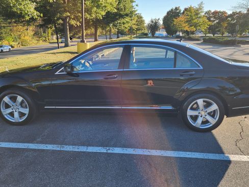 Used 2013 Mercedes-Benz S 550 4MATIC image 4